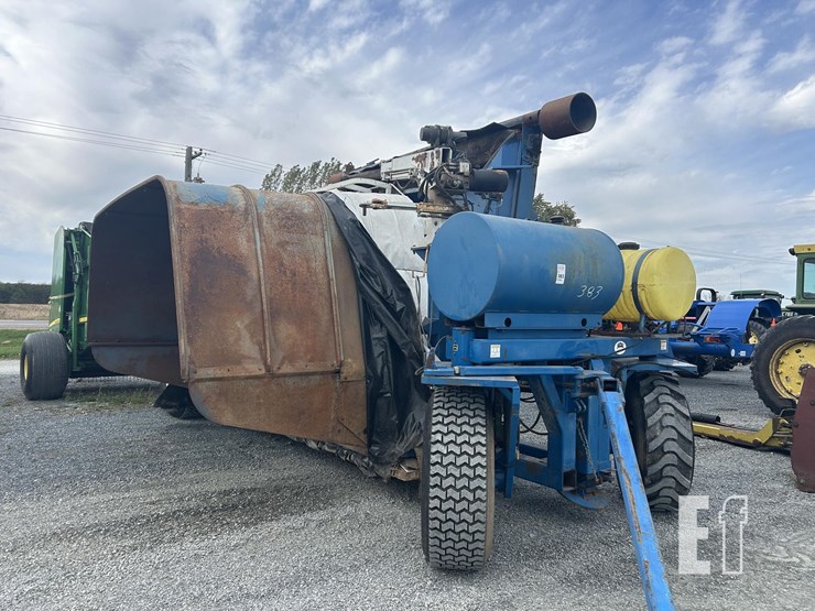 john-deere-8-image-1