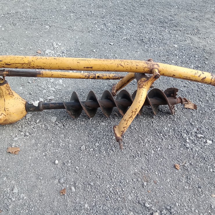 #885 • DANUSER POST HOLE DIGGER