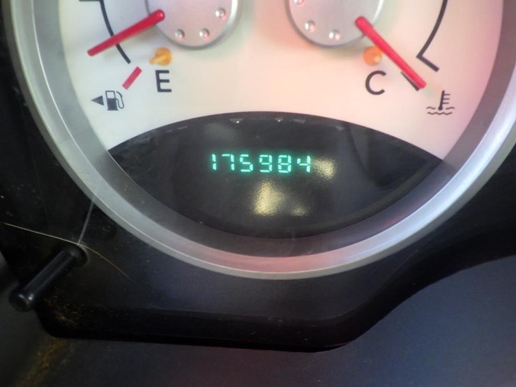 2004-dodge-durango-image-14