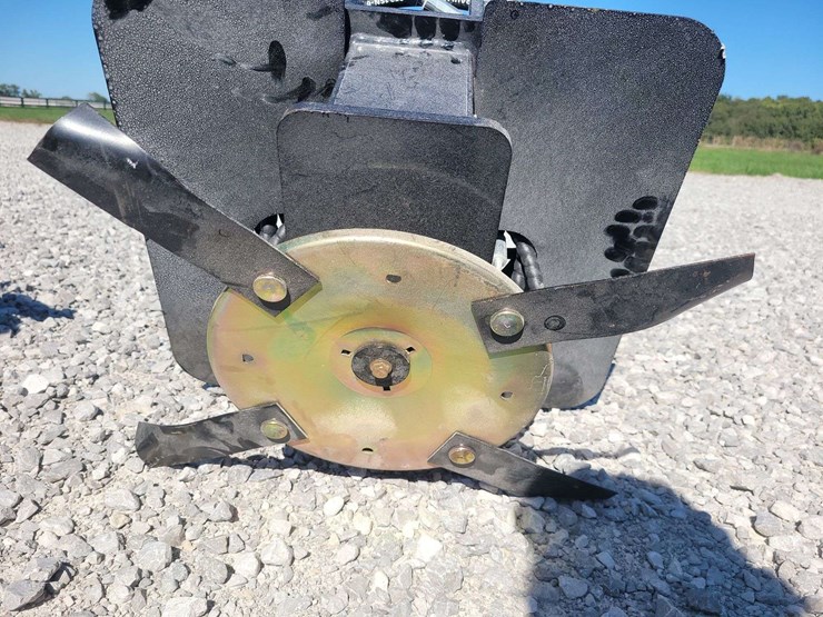 mini-excavator-hedge-cutter-image-3