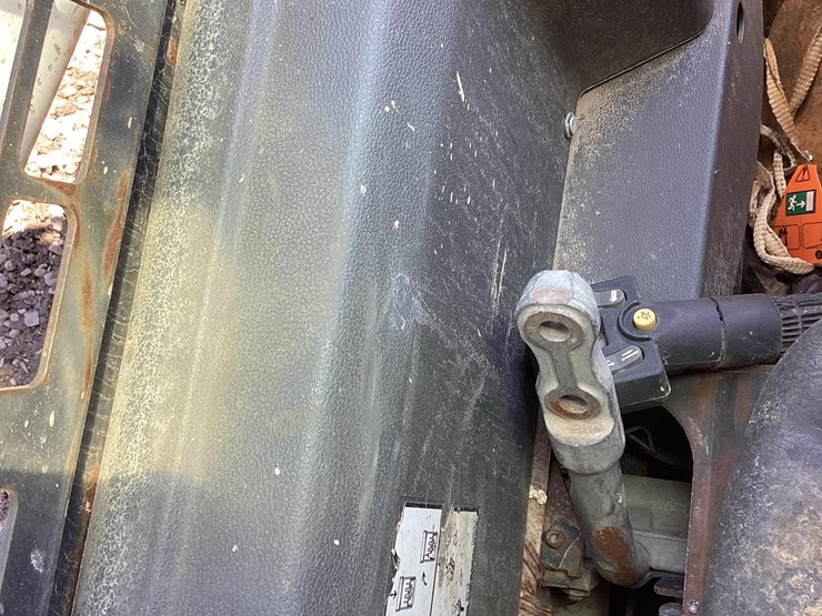 2021-bobcat-t66-image-16