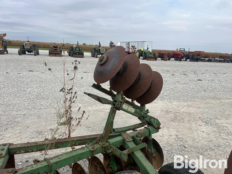 john-deere-18-image-16