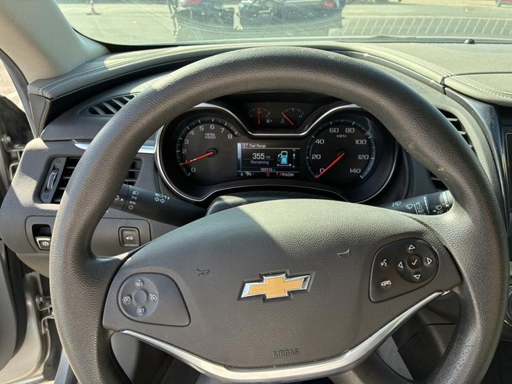 2019-chevrolet-impala-sedan-image-14