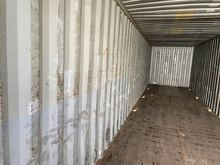 #3327-•-40'-standard-height-shipping-container-image-9