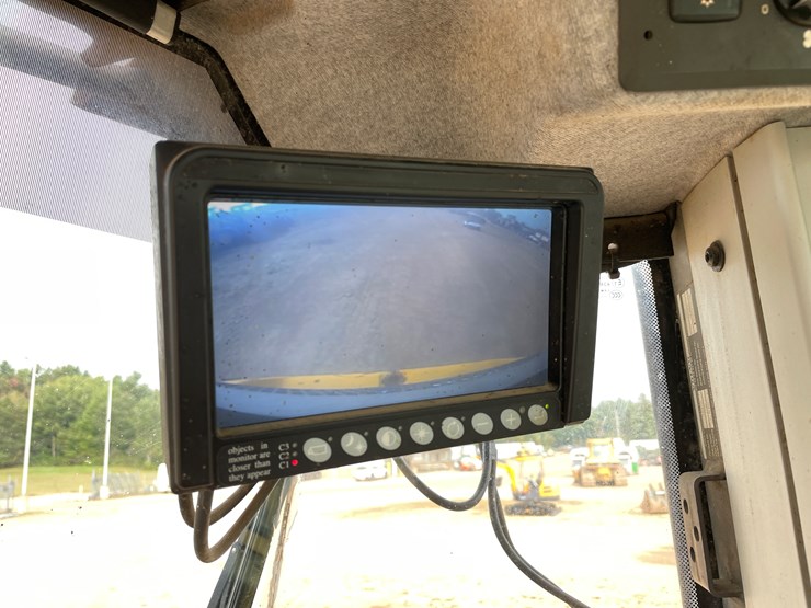 2015-volvo-l70h-image-161