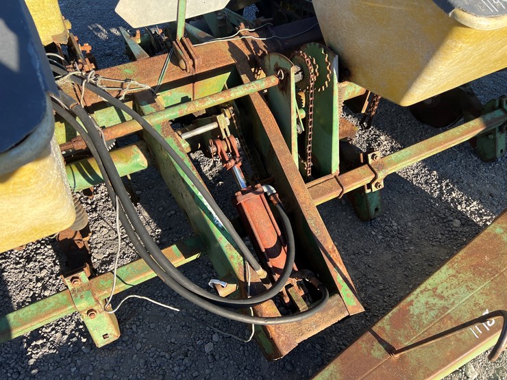 john-deere-7000-image-2