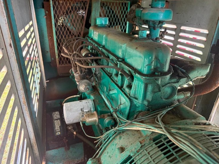 generator-on-trailer-image-11