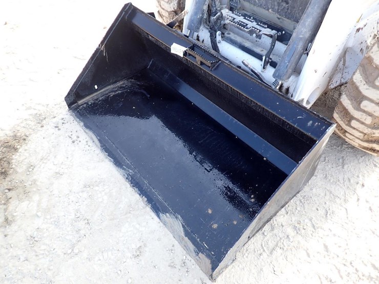 wildcat-60"-skid-steer-gp-bucket-image-1