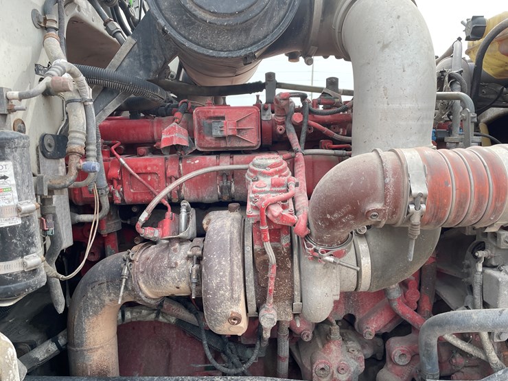 2011-peterbilt-365-image-83