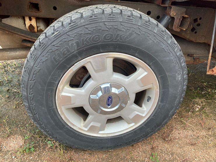 2012-ford-f150-image-15