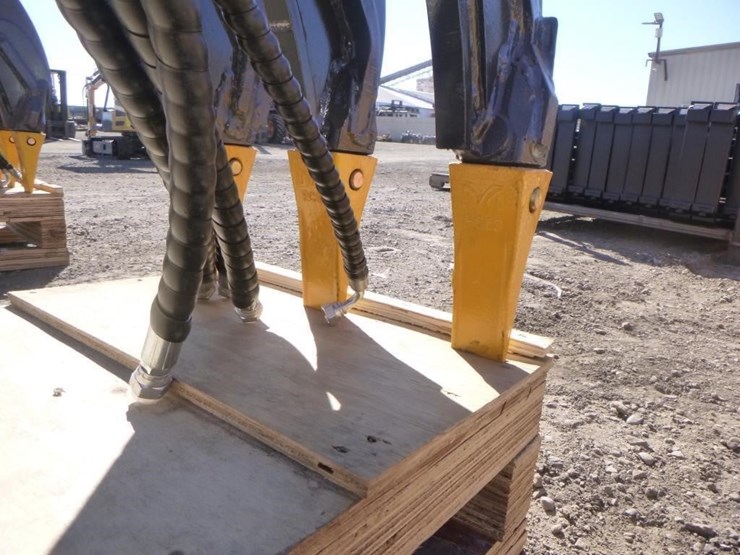 toft-04g-excavator-rotary-log-grapple-image-6