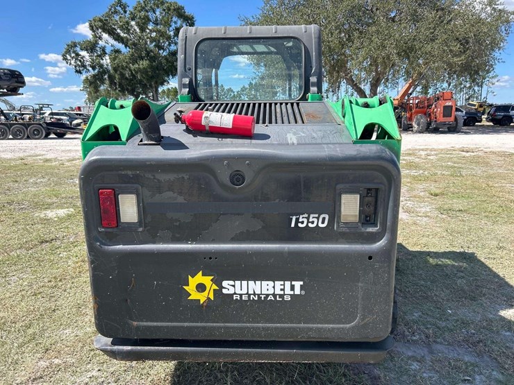 2020-bobcat-t550-image-18