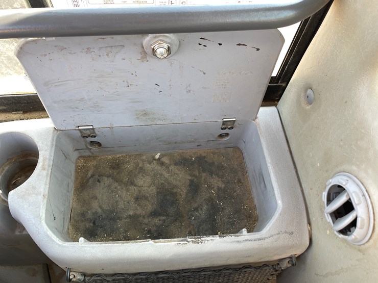 2015-volvo-l70h-image-61