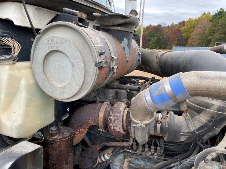 1993-mack-ch613-image-30