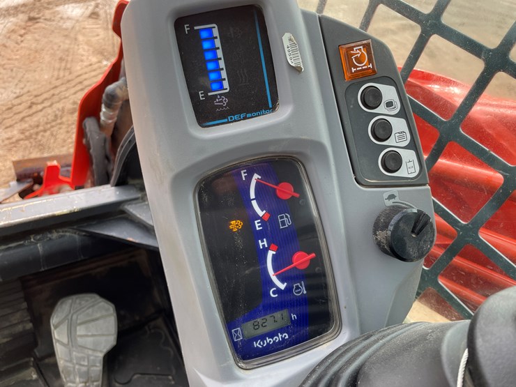 2022-kubota-svl97-2-image-28