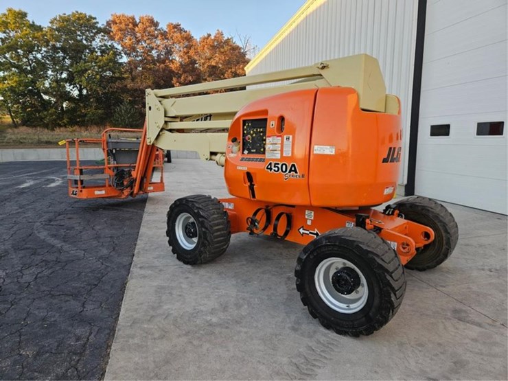 2003-jlg-450a-image-3