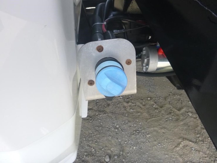 2018-ford-f550-image-11