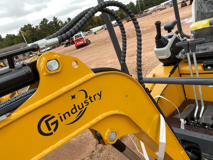 #1794-•-agt-qk18r-mini-excavator-image-17