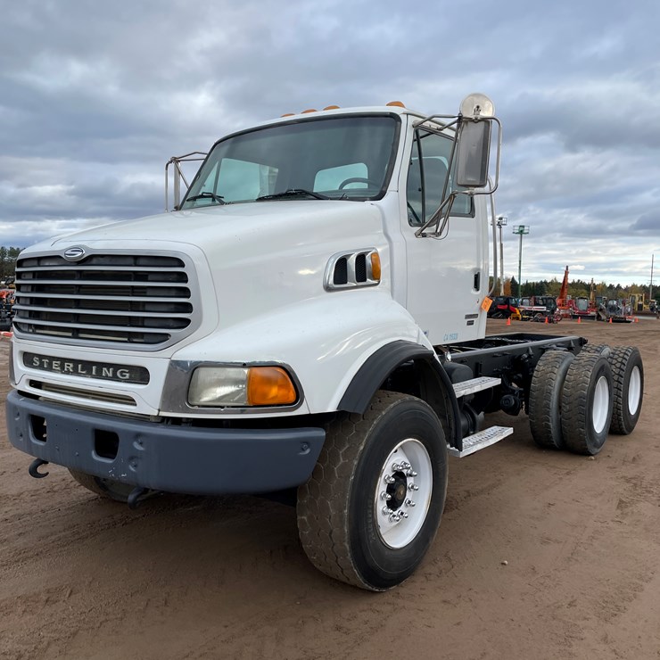 2005 STERLING ACTERRA