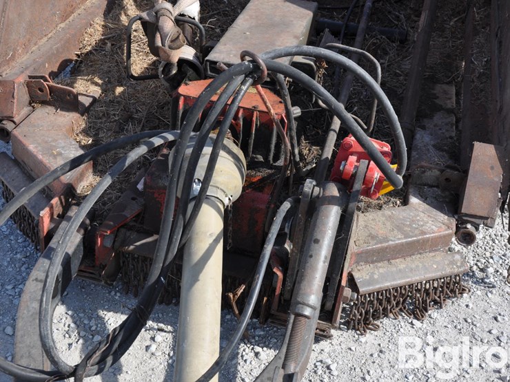 bush-hog-2615r-image-11