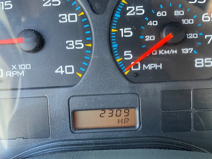 2007-international-8600-image-41