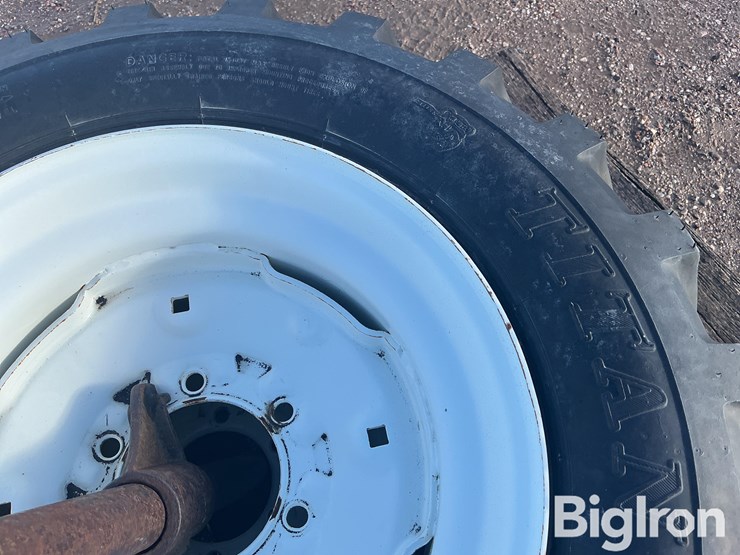 titan-trac-loader-10-16.5nhs-tires-image-13