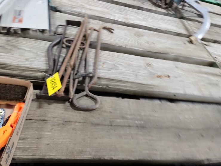 #2454-•-assorted-pry-bars,-wrecking-bars,-hook-image-2