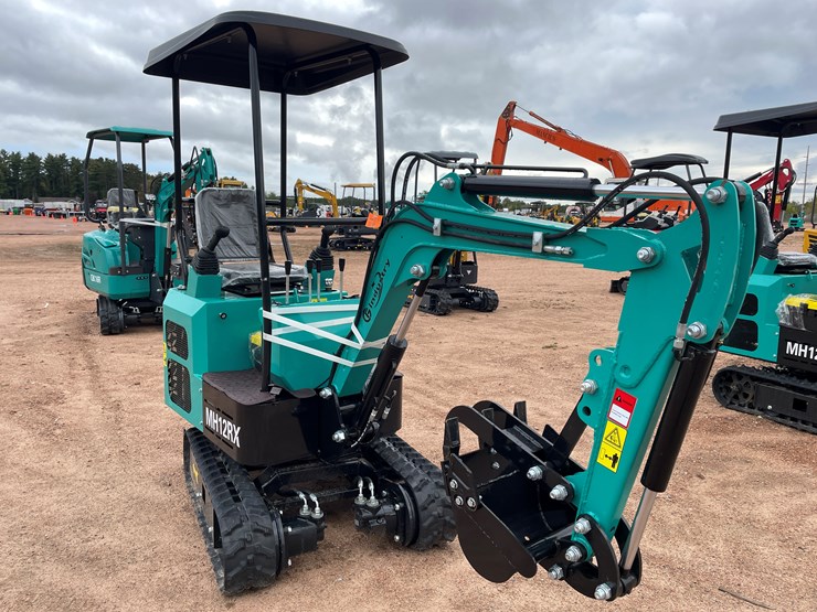 #1697-•-agt-mh12rx-mini-excavator-image-3