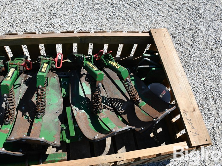 lankota-stalk-stompers-image-19