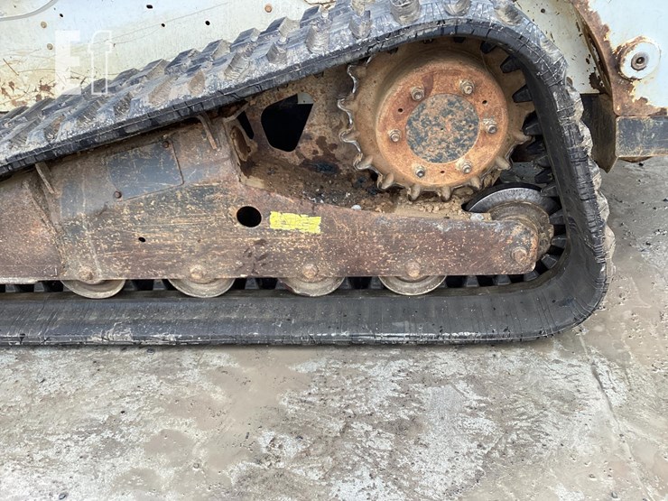 2014-bobcat-t650-image-11