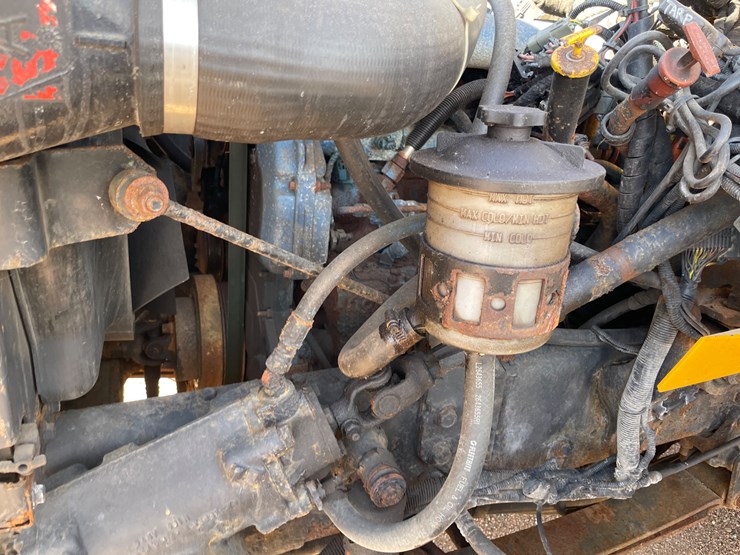 2006-international-7400-image-28