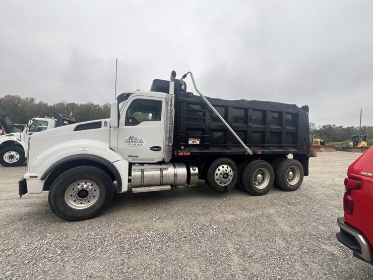 2016-kenworth-t880-image-2