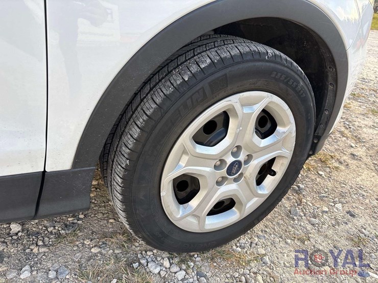 2019-ford-escape-image-27