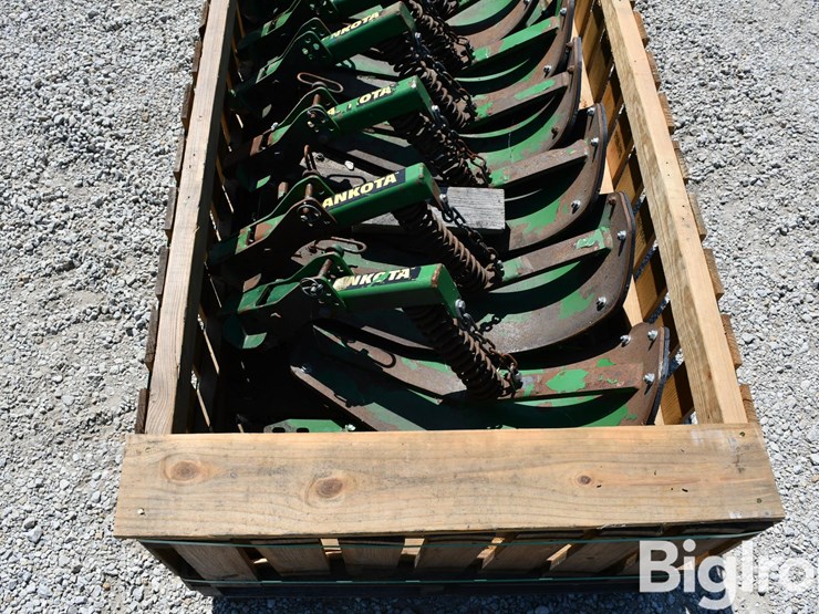 lankota-stalk-stompers-image-15