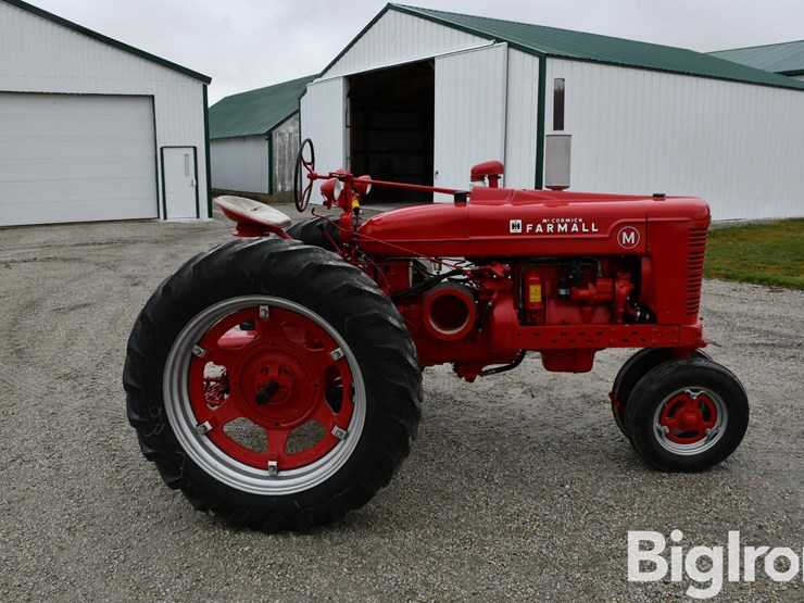 1951-farmall-m-2wd-tractor-image-4
