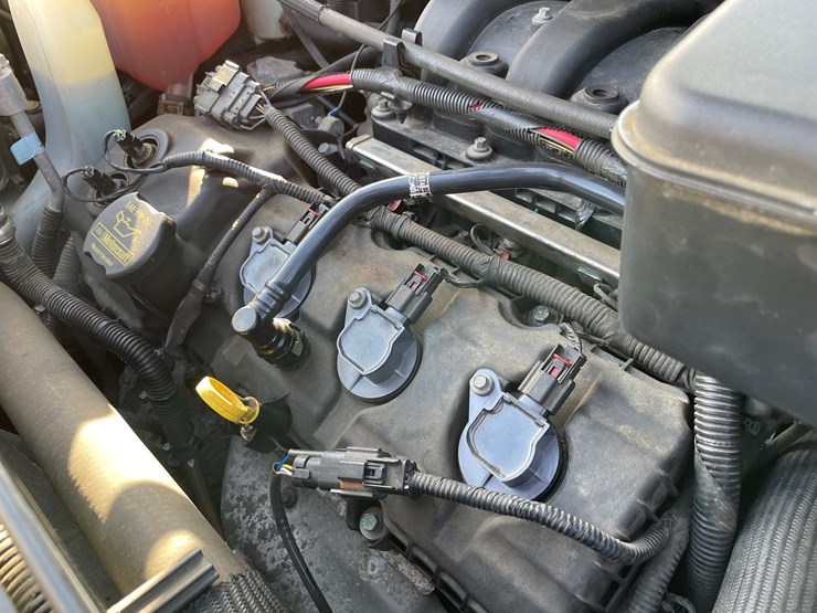 2013-ford-edge-image-40