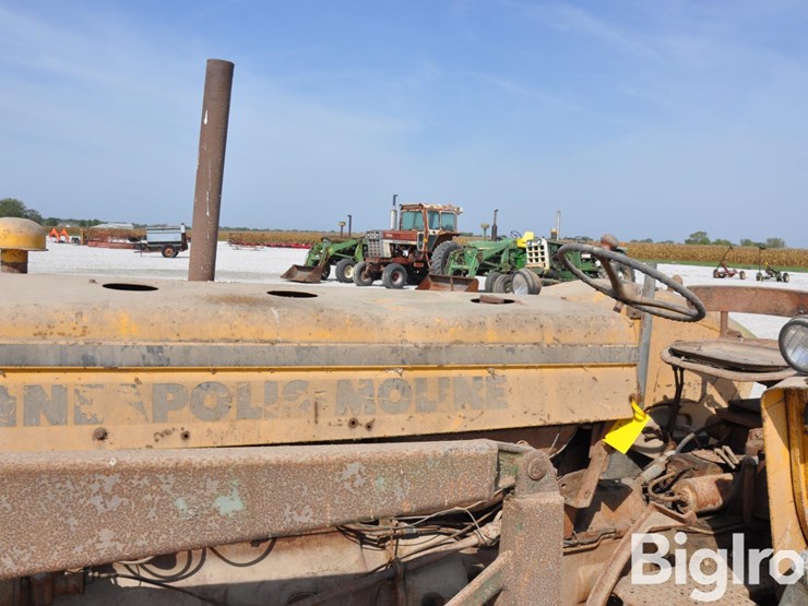 minneapolis-moline-m602-image-17