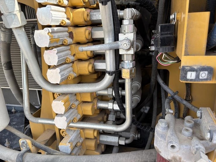 2013-caterpillar-308e2-cr-image-56