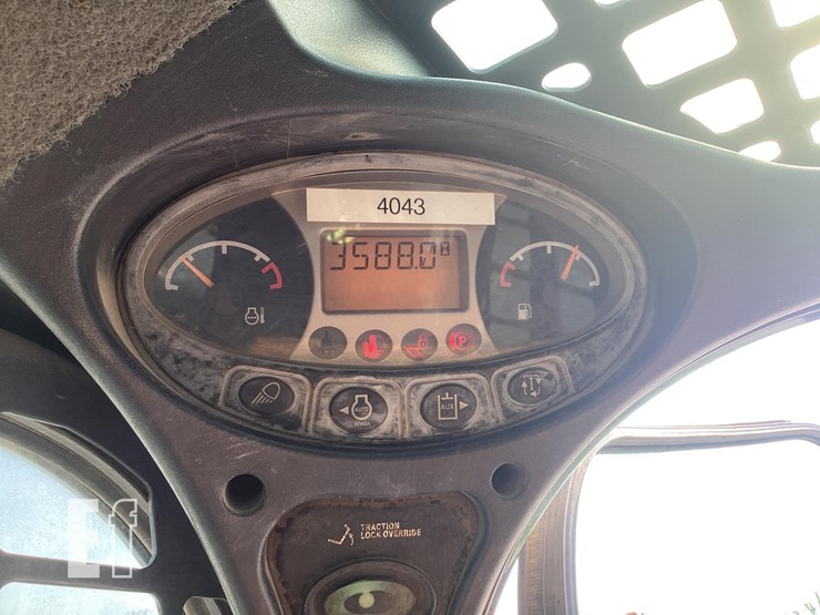 2014-bobcat-t650-image-19