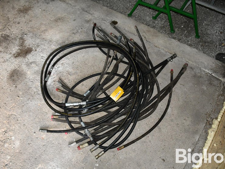 assortment-of-hydraulic-hoses-image-7