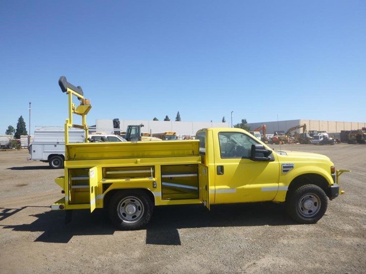 2010-ford-f350-image-9