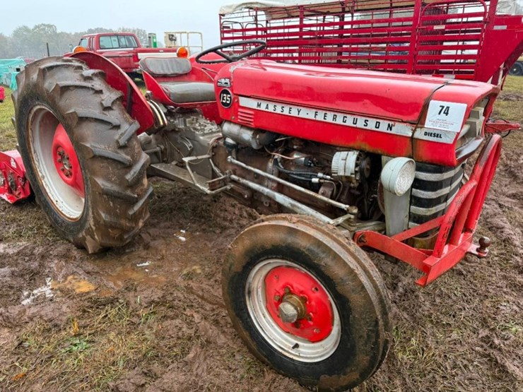 massey-ferguson-135-image-1