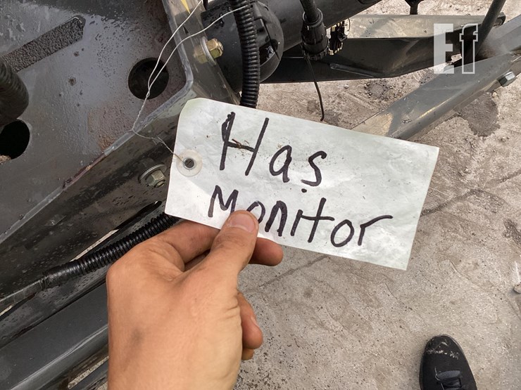 2017-claas-variant-480rc-image-9