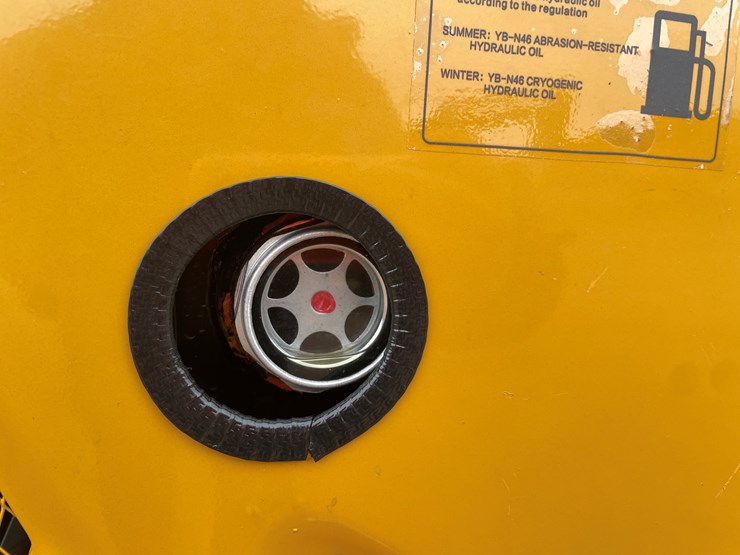 #1795-•-agt-qk18r-mini-excavator-image-23