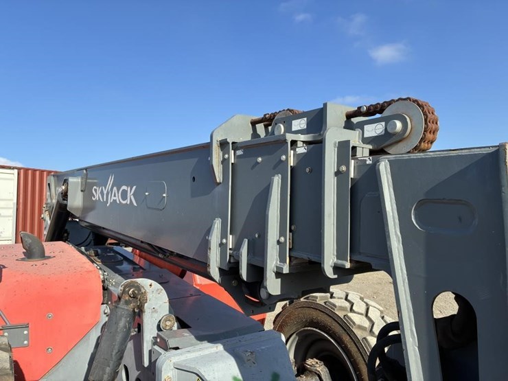 2018-skyjack-sj1056-image-9