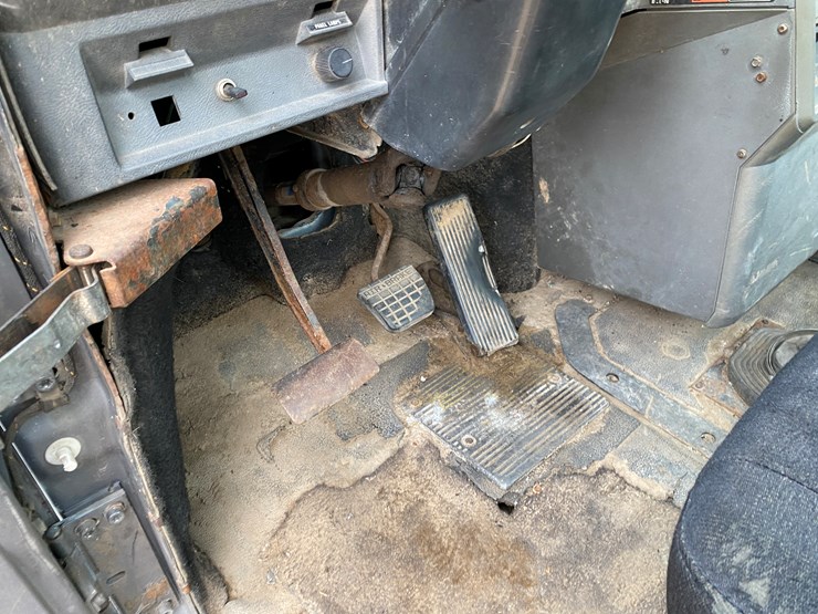 1993-mack-ch613-image-19