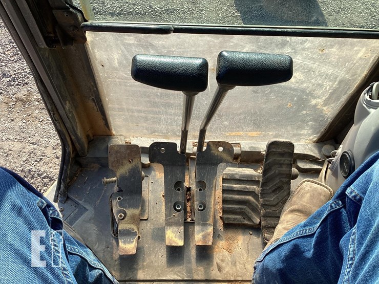 2008-volvo-ecr235cl-image-15