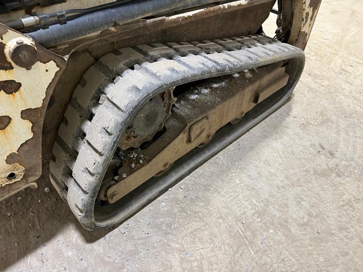 bobcat-t450-image-17