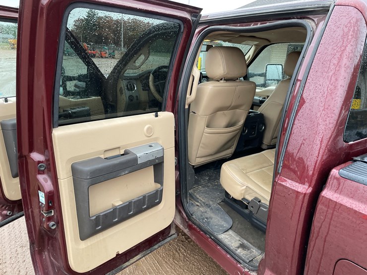 2013-ford-f350-image-29
