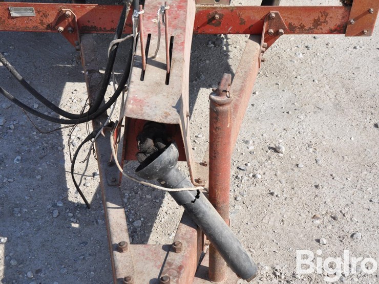 international-550-image-11